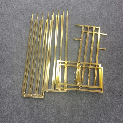 Tri-lined Gold Stand